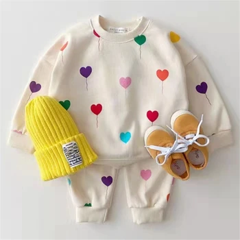 Bahar Sonbahar Elbise Kız Çocuk Kazak Pantolon Tarzı Bebek İki Parça Set Tracksuit Txlixc Bebekler Bebek Aşk Baskı Kore 
