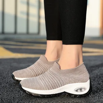 Bahar Kadın Örgü Çorap Sneakers Nefes ayakkabı Kadın vulkanize ayakkabı Düz Platformu üzerinde Kayma Tenis Kadın Ayakkabı için